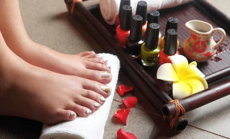 Pedicure Trolley Reviews: How To Choose The Best One For Your Salon 30 pedicure trolley
