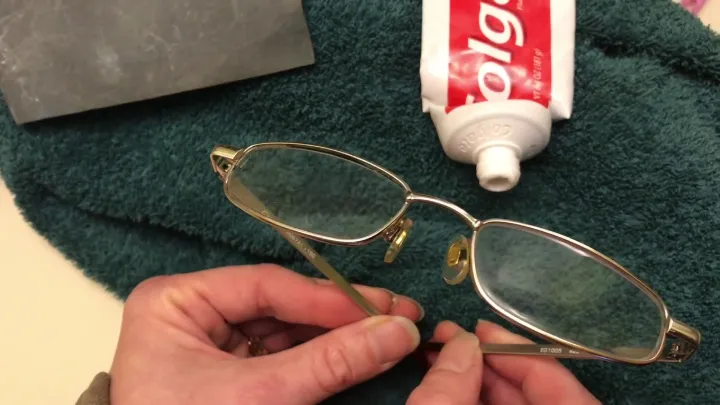 How To Fix Scratched Glasses 4 fix scratched glasses
