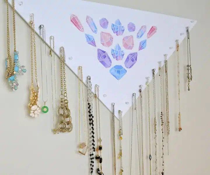 best necklace holders