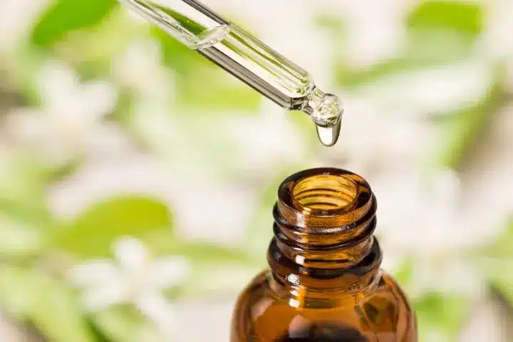 Consumer’s Guide to The Best Tea Tree Oil 3 best tea tree oil