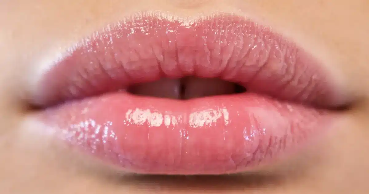 Not Convinced Lip Plumping Glosses Work? I Tested 4 — Here’s Photographic Evidence 1 best lip plumping gloss review